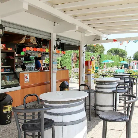 Holiday home Locazione Turistica Camping Classe - Ldd100