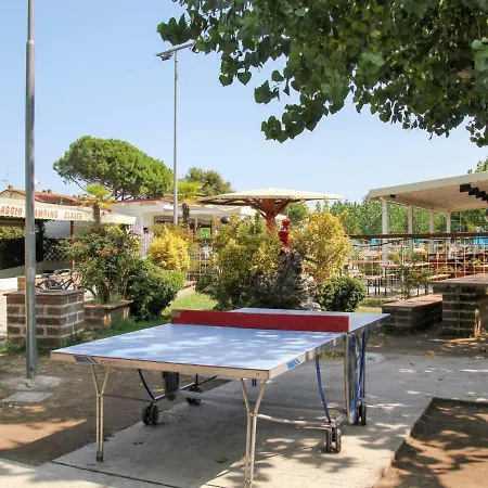 Holiday home Locazione Turistica Camping Classe - Ldd100