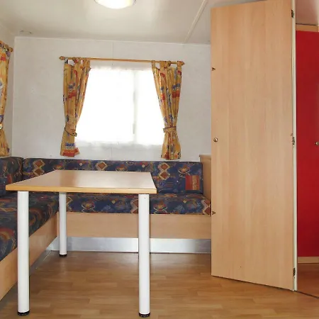 Holiday home Locazione Turistica Camping Classe - Ldd100